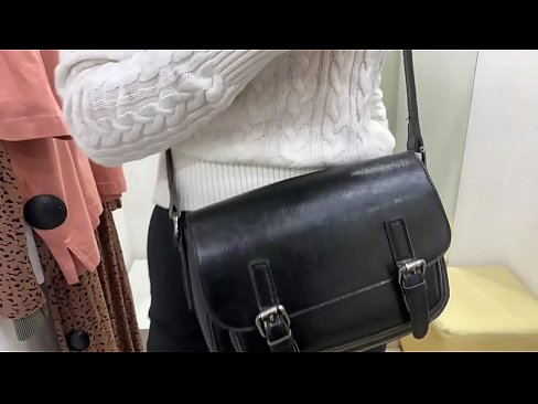 ❤️ ציבור מאַסטערביישאַן פון יונג הור פעראַלבעררי מיט אַ דילדאָ אין די פּאַסן צימער ❤️ פאקינג ווידעא  ביי yi.pornado-co.ru