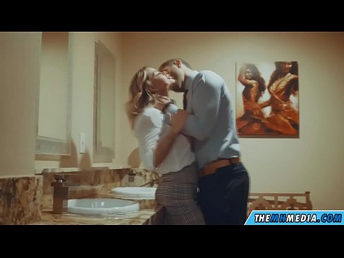 ❤️ ווען אַ באַסטי בלאָנדע סידוס איר אין אַ ציבור אָפּטריט ❤️ פאקינג ווידעא  ביי yi.pornado-co.ru